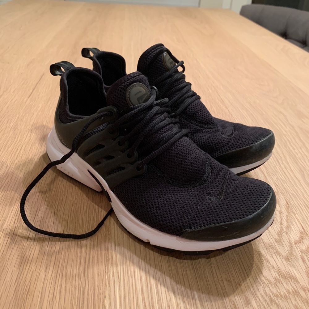 Nike Prestos